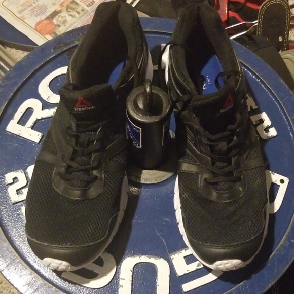 Reebok memory foam running shoes